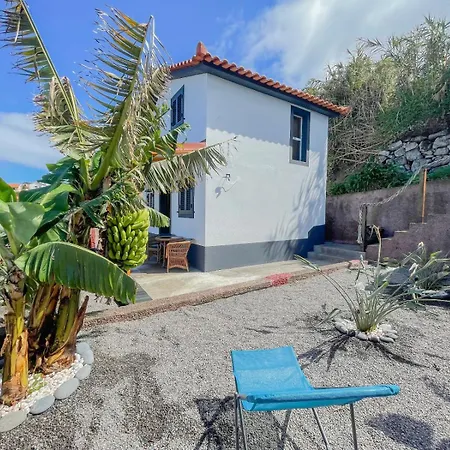 Casa Do Pico * São Vicente